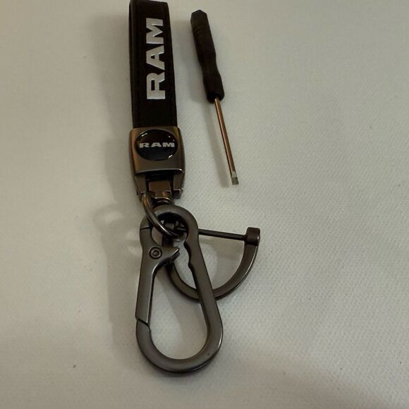 Dodge Ram Key Fob Keychain in Black Leather NWT - Picture 3 of 4